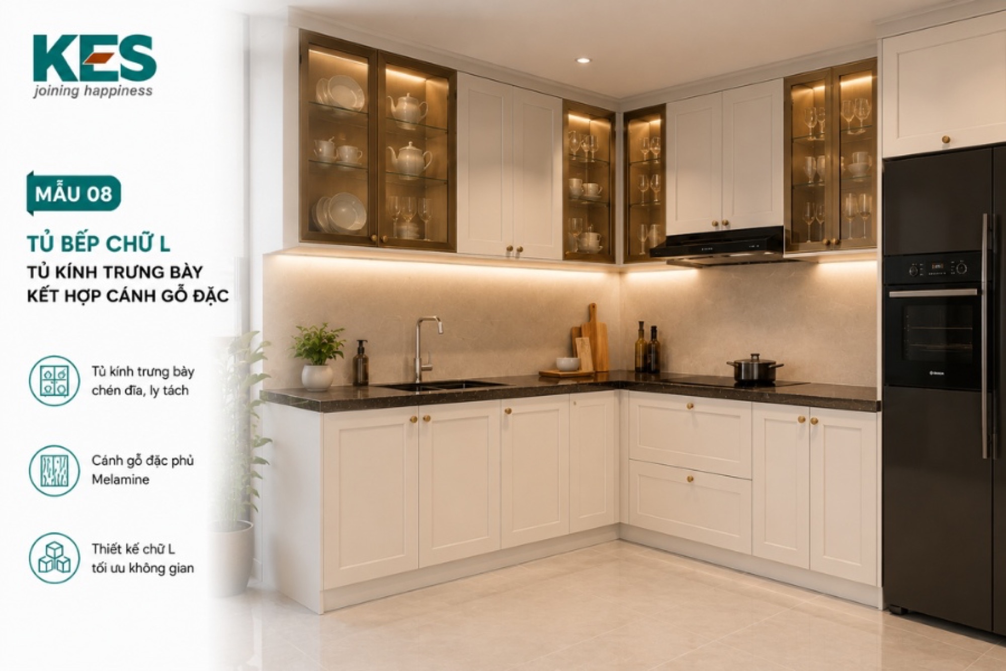 Tủ bếp chữ L tủ kính trưng bày kết hợp cánh gỗ đặc Tủ bếp chữ L tủ kính trưng bày kết hợp cánh gỗ đặc